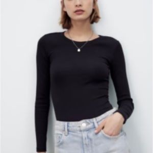 Black rubbed body suit! Super cute for Fall and Winter!